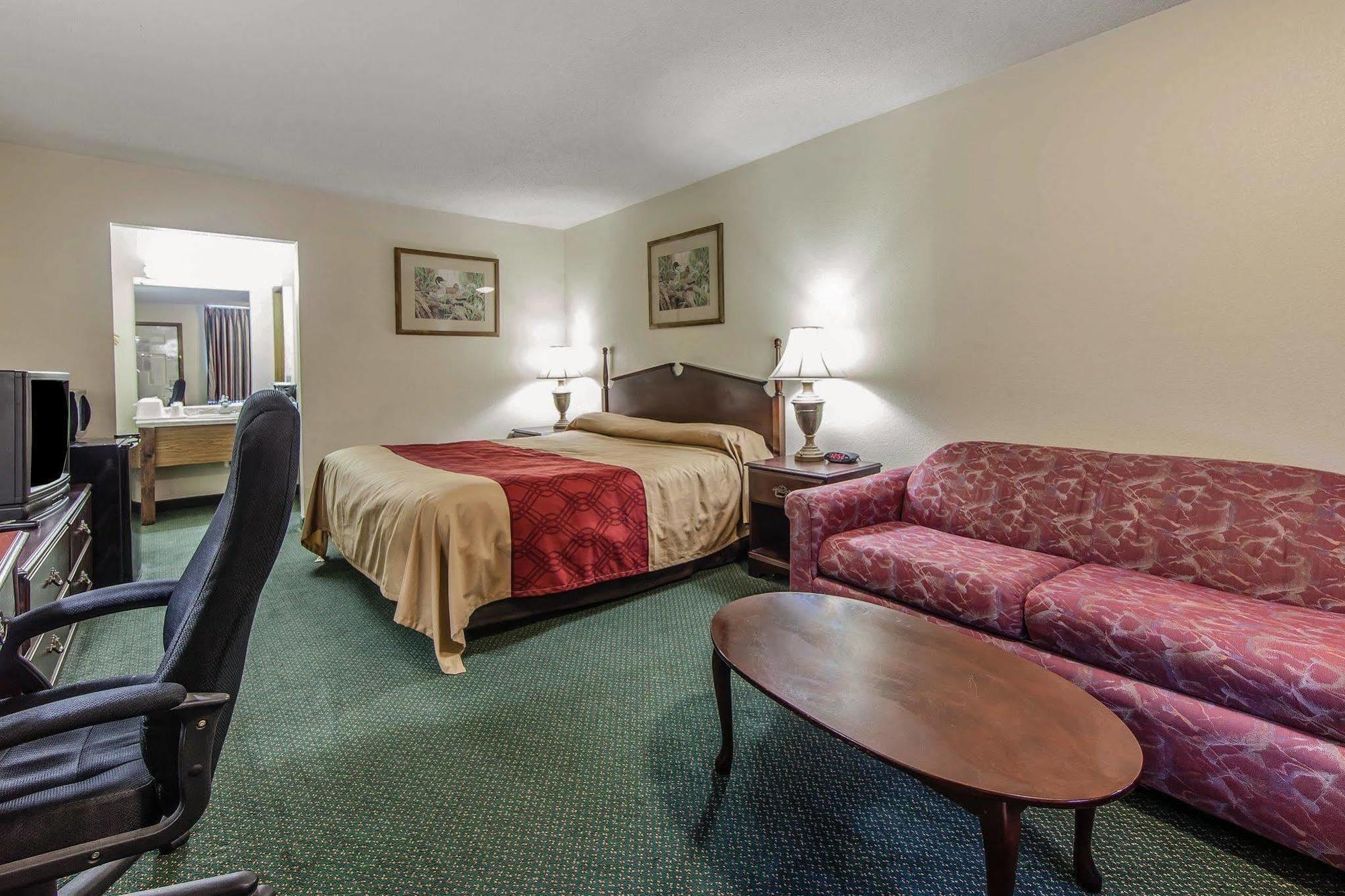 Red Roof Inn Dandridge Εξωτερικό φωτογραφία